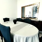 דירה Sophie's